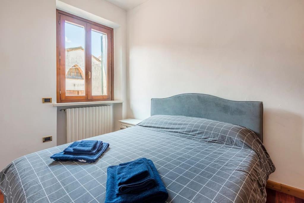 Apartment Under The Basilica Of Sant'Andrea มานโตวา ภายนอก รูปภาพ
